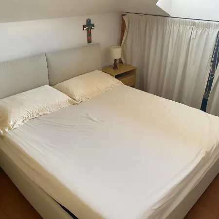 Apartamento Baiamarinellaccommodation