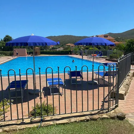 Baiamarinellaccommodation شقة