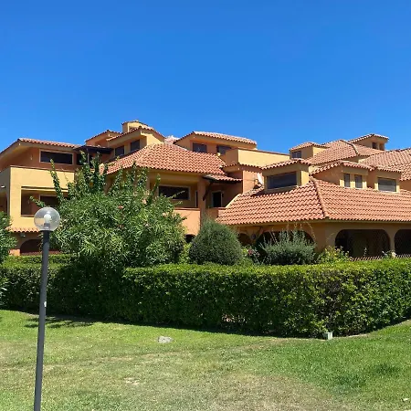 شقة Baiamarinellaccommodation *